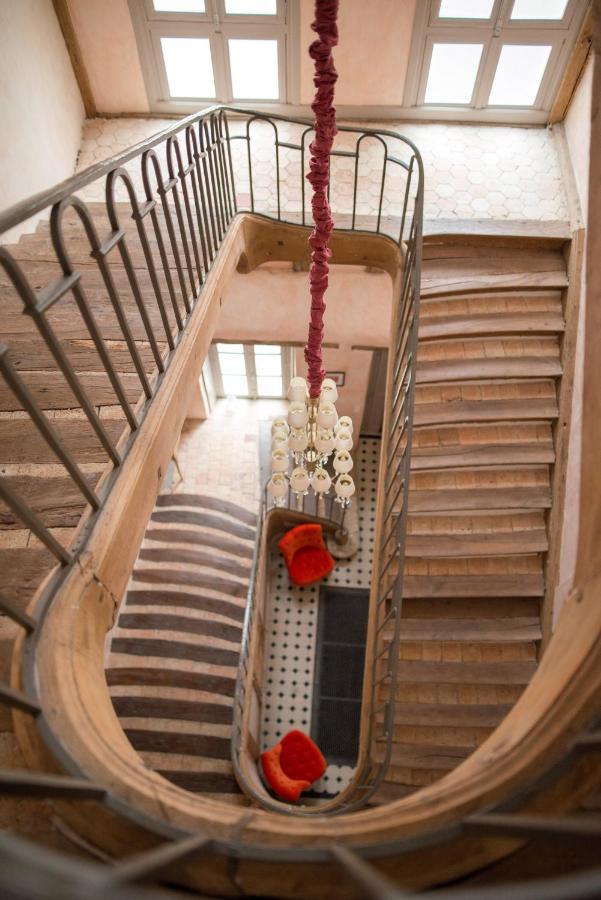 Maison Ailleurs شارتر المظهر الخارجي الصورة